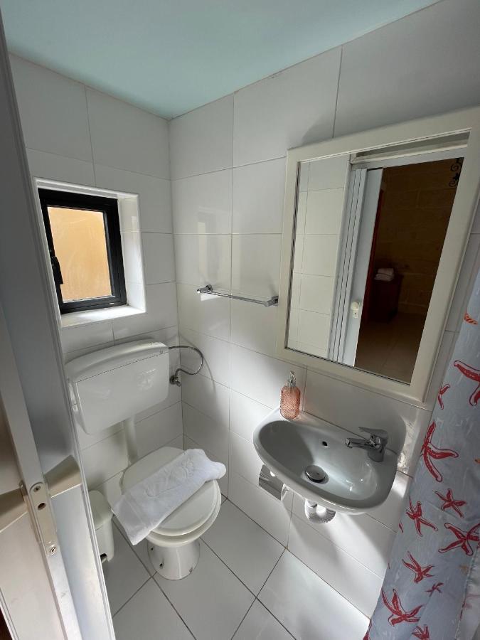 Penelope Townhouse Hotel Ghajn il-Kbira  Ngoại thất bức ảnh